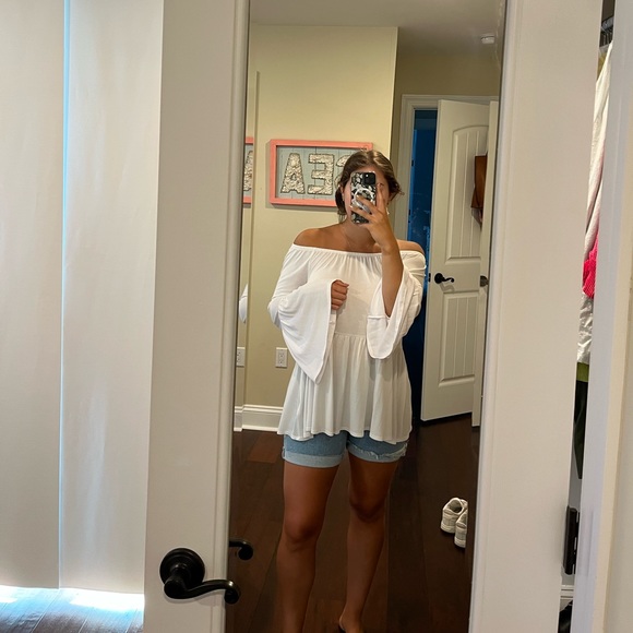 Urban Outfitters Tops - White tunic top